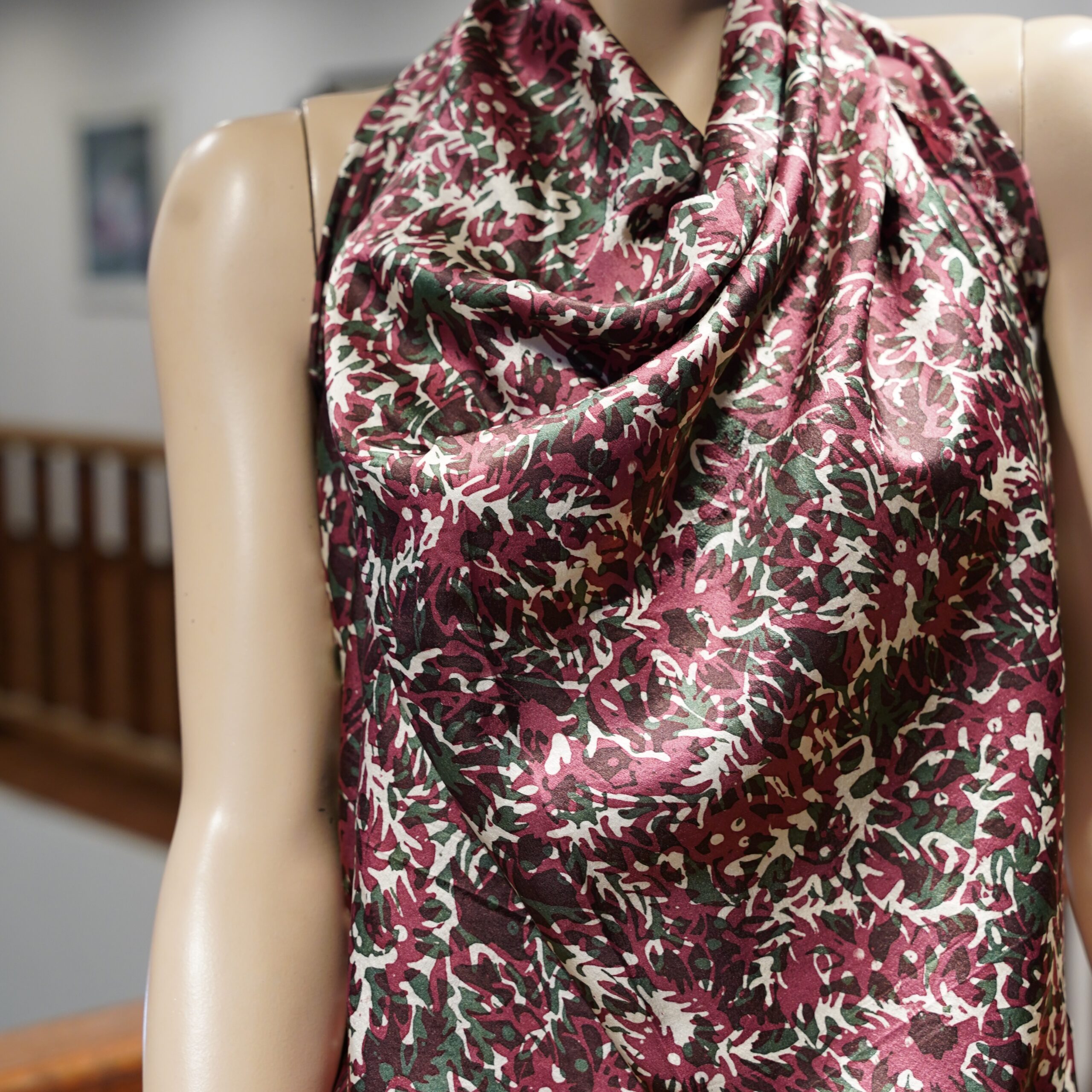 KAIN PASANG BATIK SATIN - Image 2