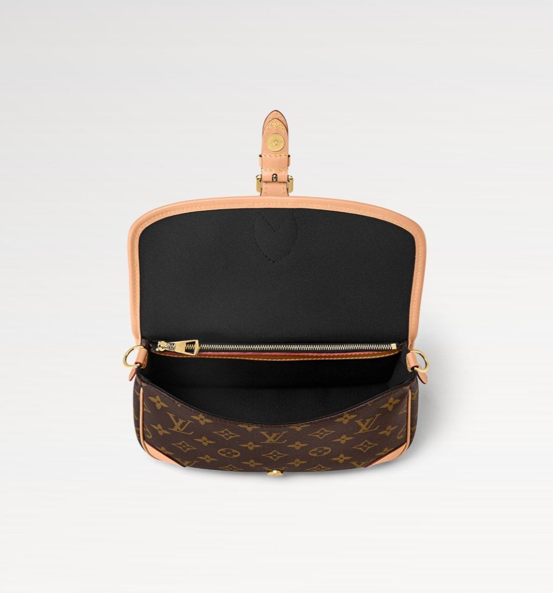 LOUIS VUITTON Diane - Image 3