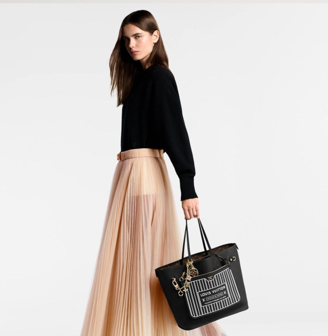 LOUIS VUITTON Neverfull Inside Out MM - Image 6