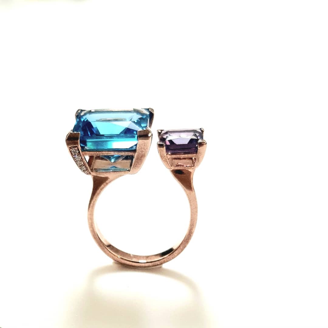 Blue Topaz & Amethyst Ring in 375 Rose gold - Image 2