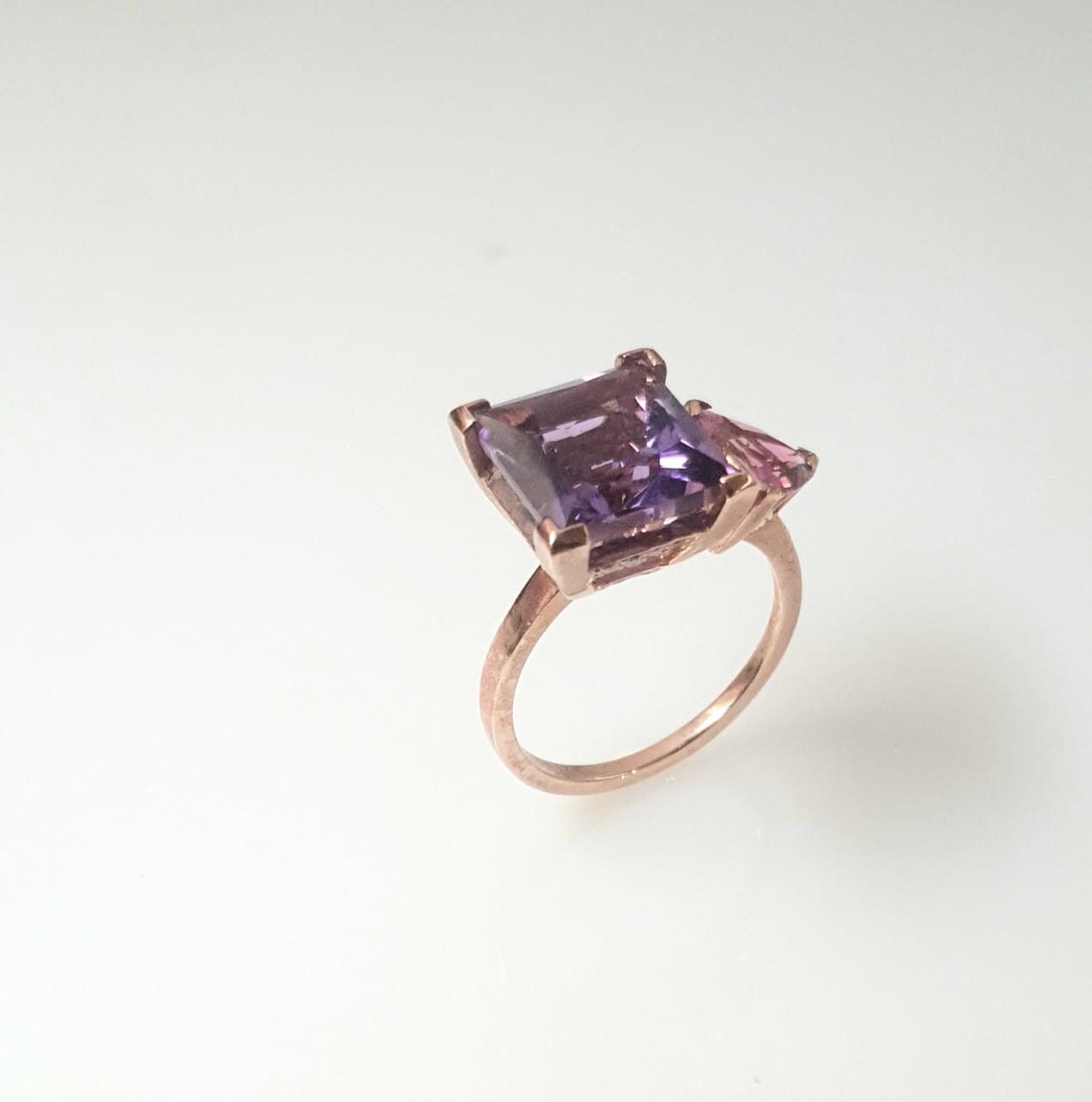 Amethyst & Tourmaline Ring in 375 Rose gold