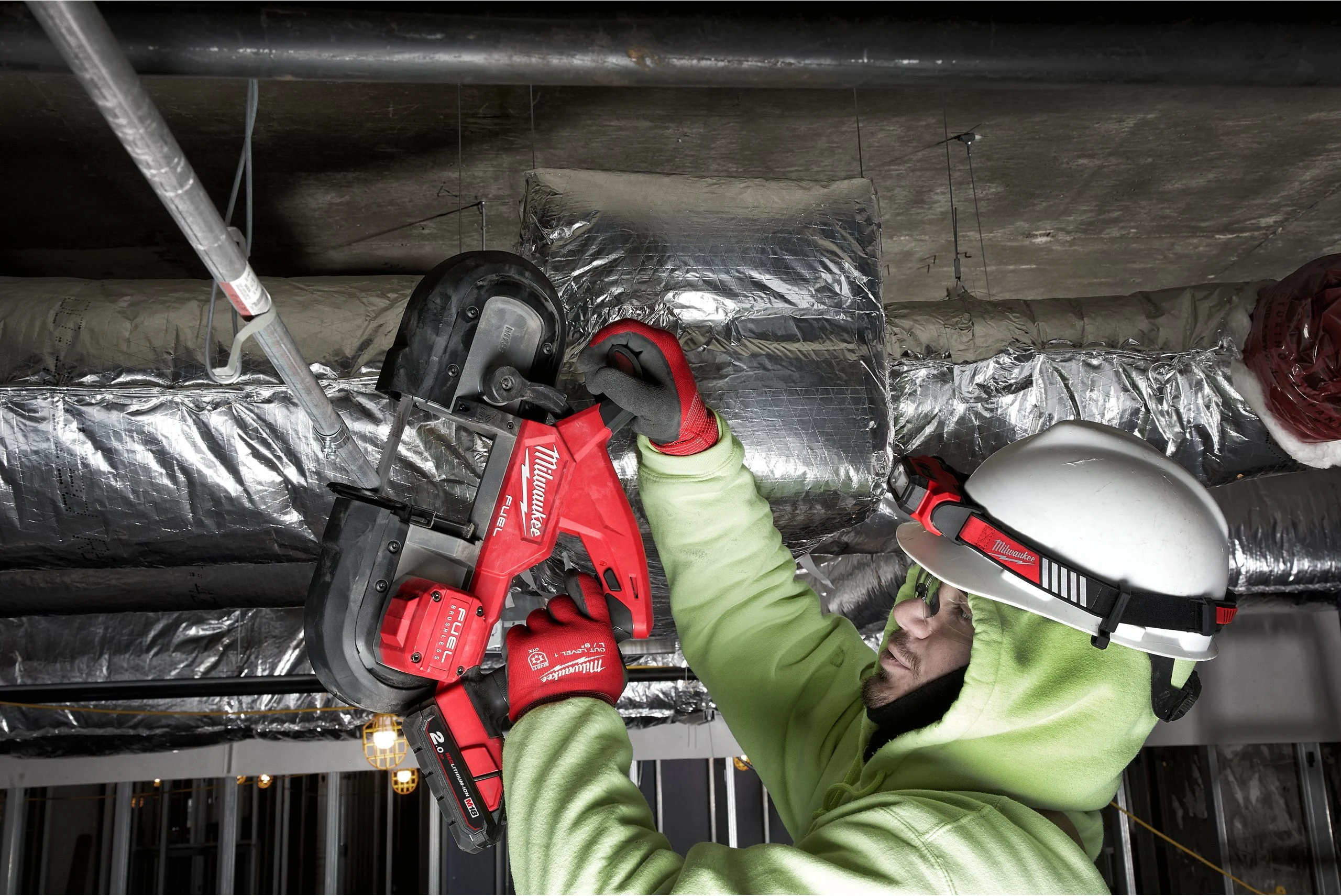 Milwaukee M18 FUEL™ 85mm Compact Bandsaw (Bare) - Image 3