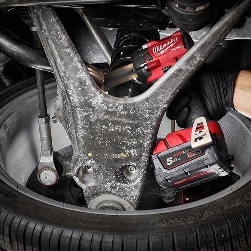 Milwaukee M18 FIW212-0X0 ASIA M18 FUEL™ Gen II 1/2" 339Nm Compact Impact Wrench - Image 3