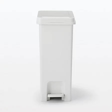 UJI Recycled Polypropylene Dust Bin with Foot Pedal